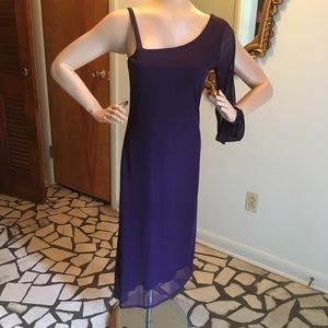 Purple chiffon one shoulder party dress.